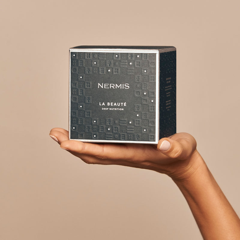 Nermis cosmetics caja. Diseño de packaging by Tatabi Studio